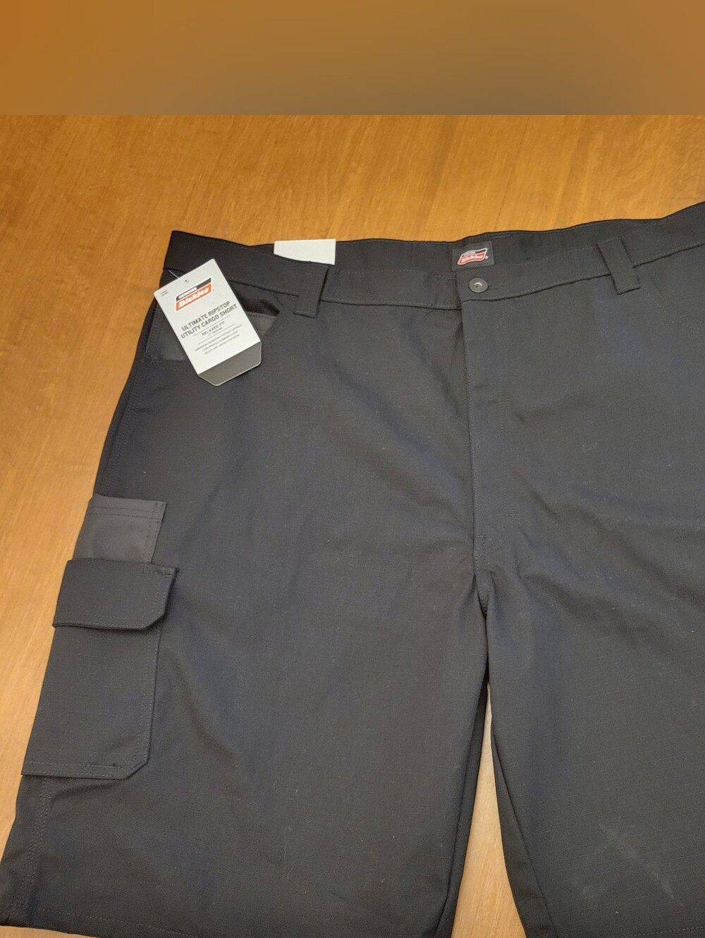 Dickies Black Cargo Utility Shorts, Size 44, NEW